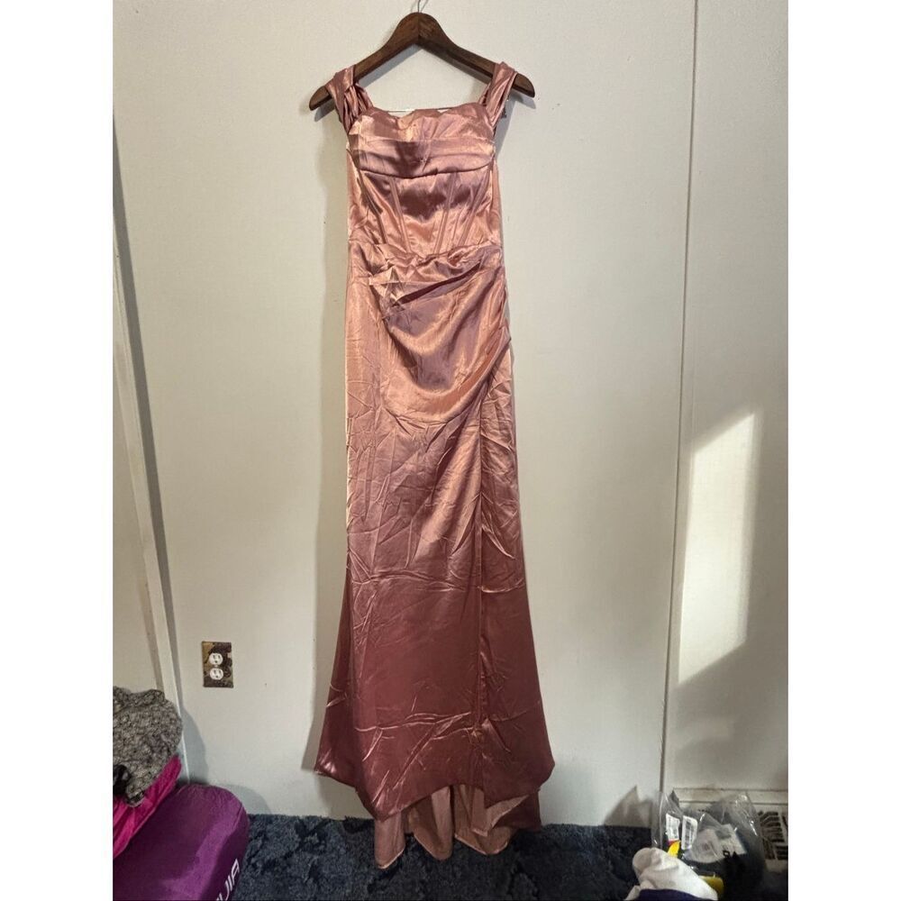 Brand New Ryanth Women's Size 6 Pink Satin Sleeveless Maxi Dress Gown